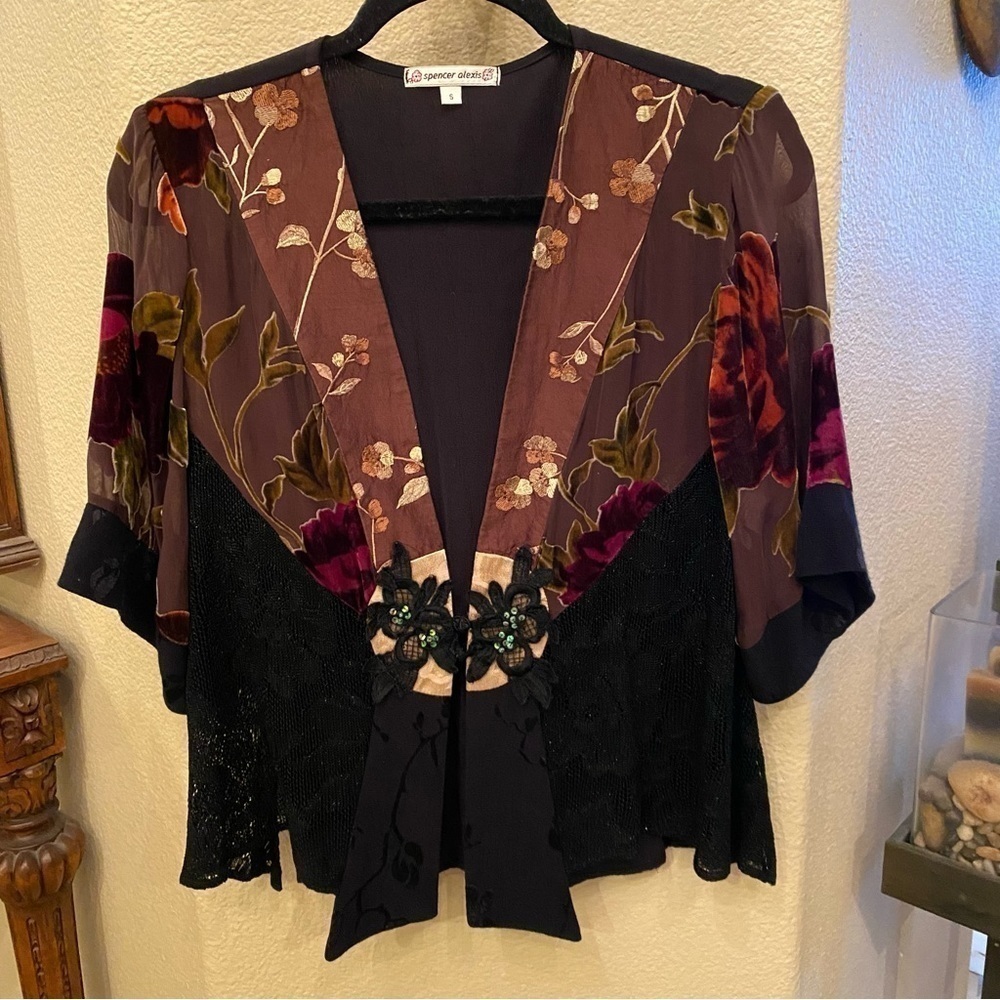 Vintage SPENCER ALEXIS Velvet Lace Floral Sheer Kimono Top Size Small